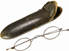 Donation of spectacles