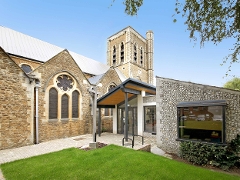 St Nicolas Church outside
