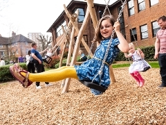 Girl on swing - Westnye gardens Girl on swing - Westnye gardens