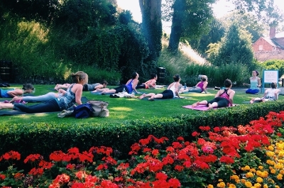 Lululemon Yoga_Castle Grounds