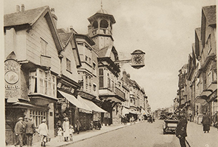 old photo of high street 305x206